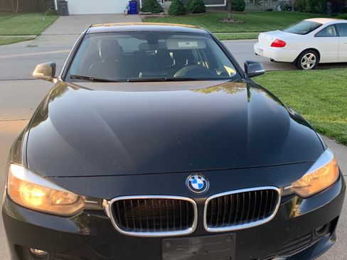 Used 2014 BMW 320i xDrive Sedan AWD/4WD image 1