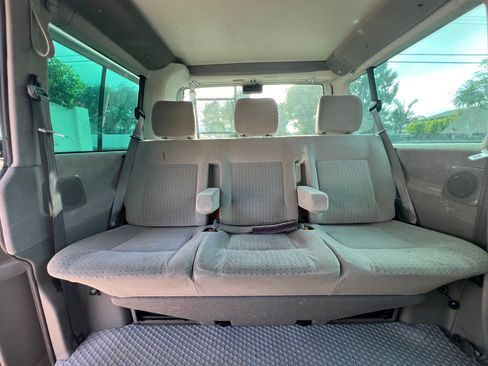 Used 2002 Volkswagen Eurovan GLS FWD image 15