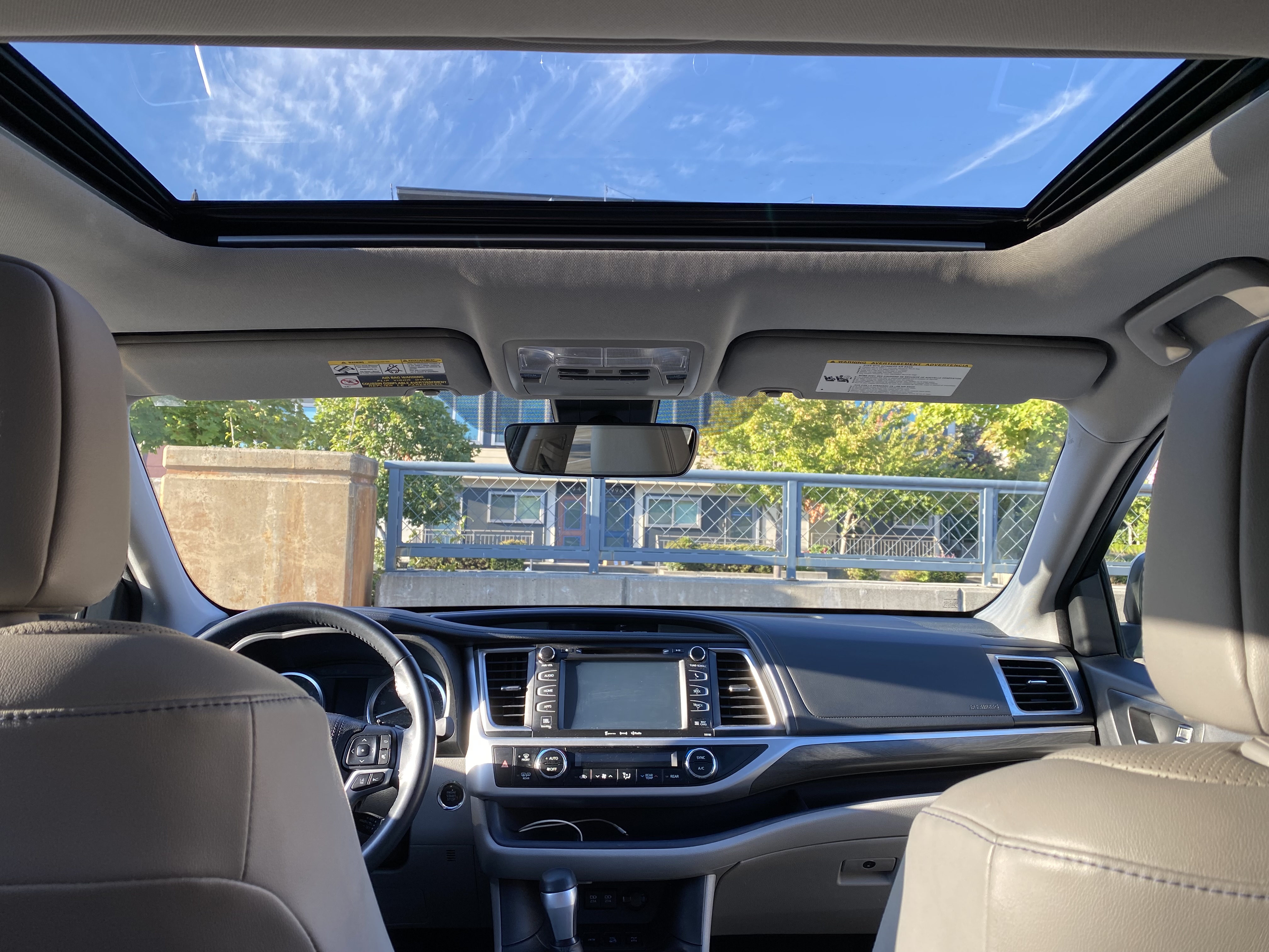 Used 2018 Toyota Highlander Limited AWD/4WD image 11
