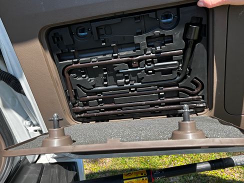 Used 2017 Lexus GX 460 image 21