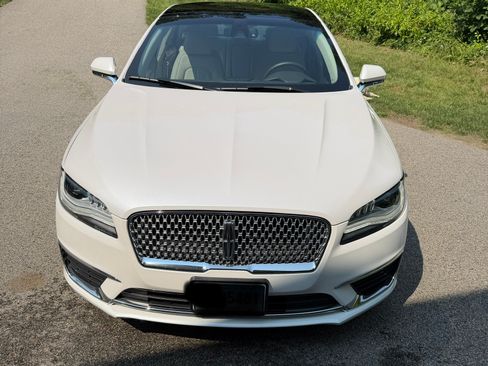 Used 2017 Lincoln MKZ Reserve w/ Climate Package AWD/4WD image 4
