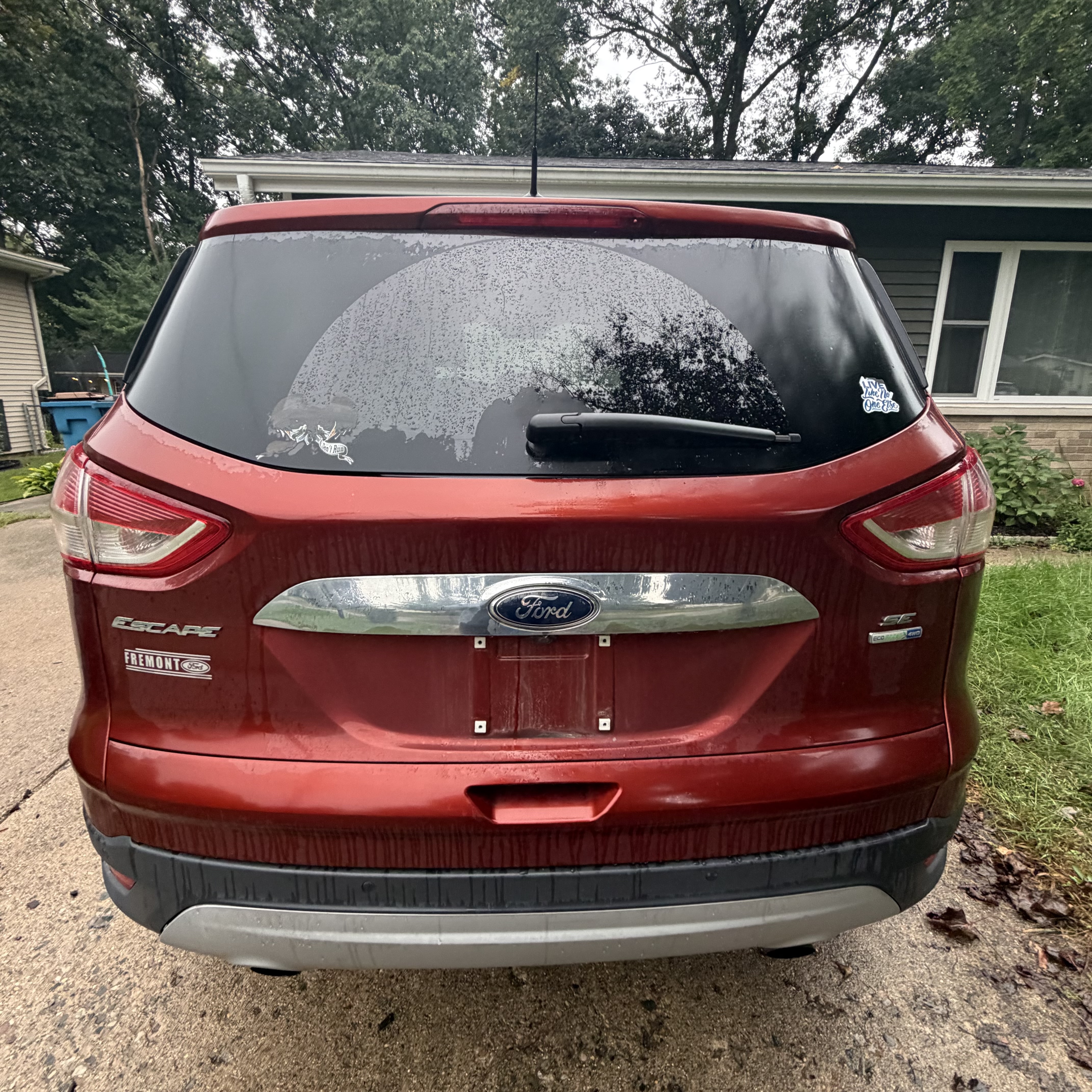 Used 2016 Ford Escape SE w/ SE Chrome Package AWD/4WD image 4