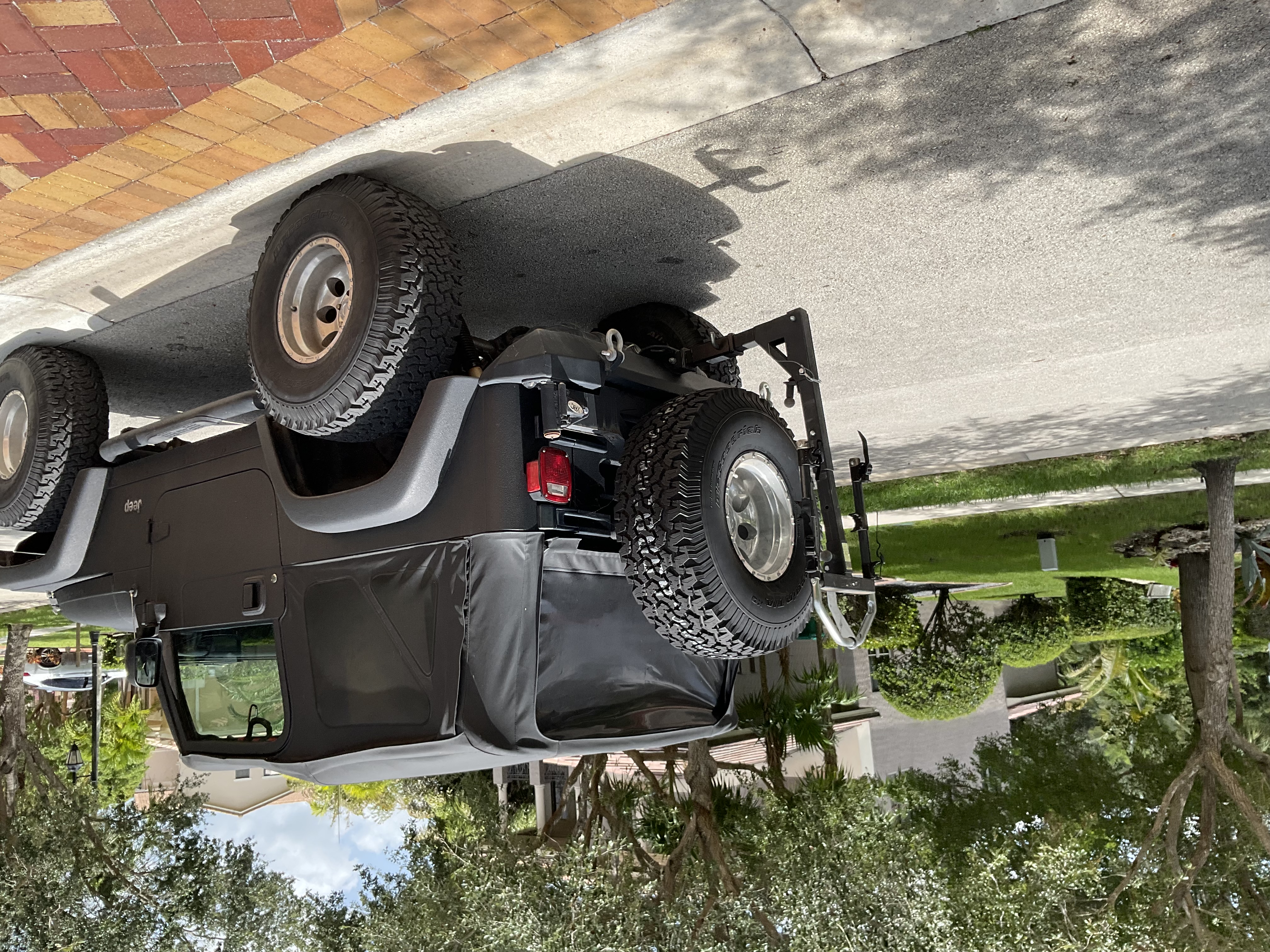 Used 2005 Jeep Wrangler Rubicon AWD/4WD image 8
