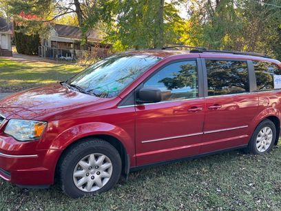 Used 2010 Chrysler Town & Country LX