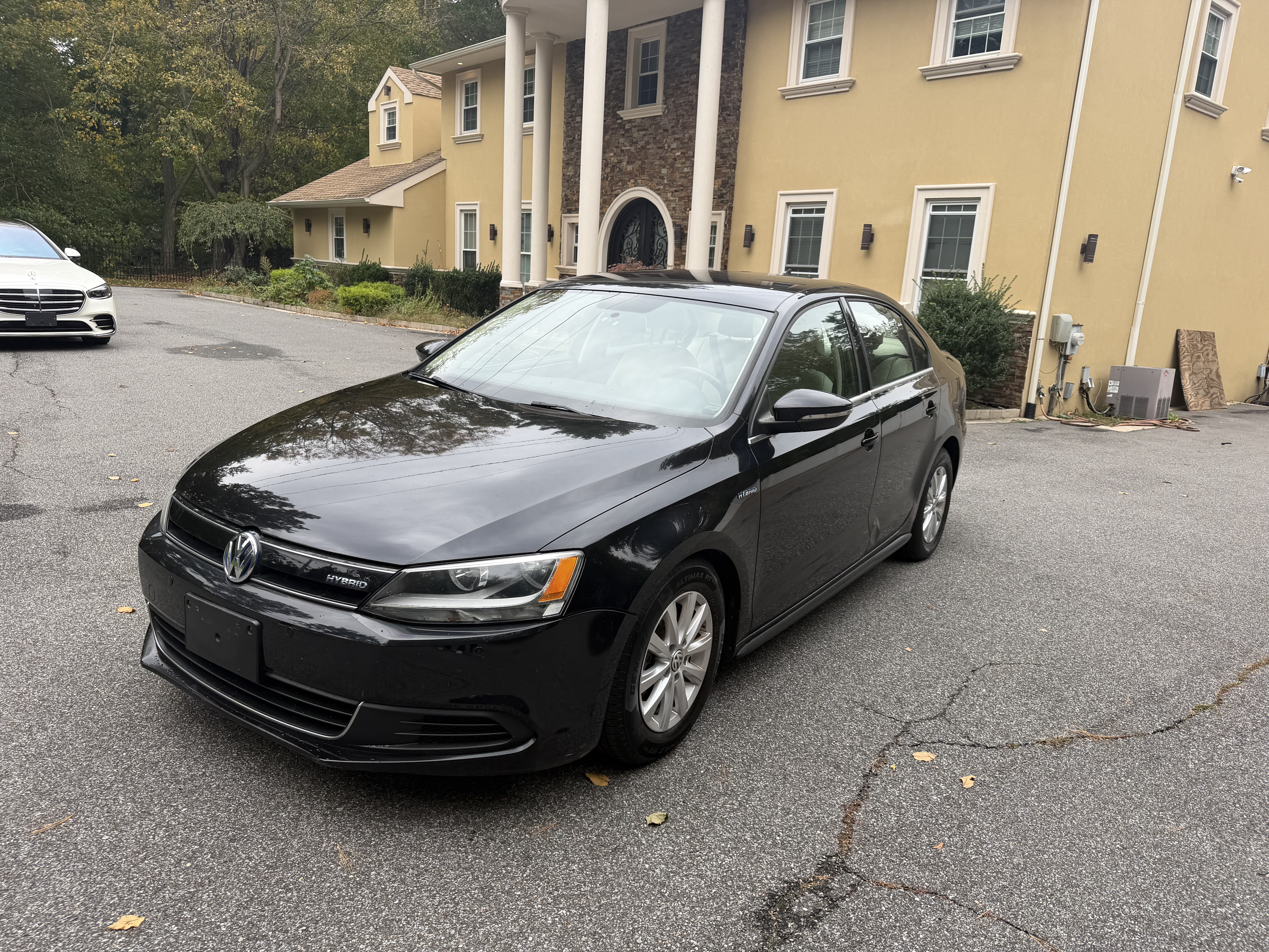 Used 2013 Volkswagen Jetta SE FWD image 1