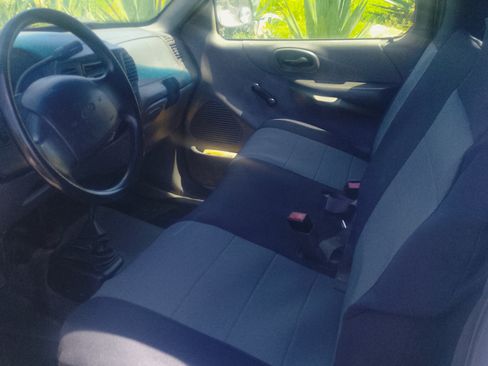 Used 2002 Ford F150 4x4 Regular Cab image 6
