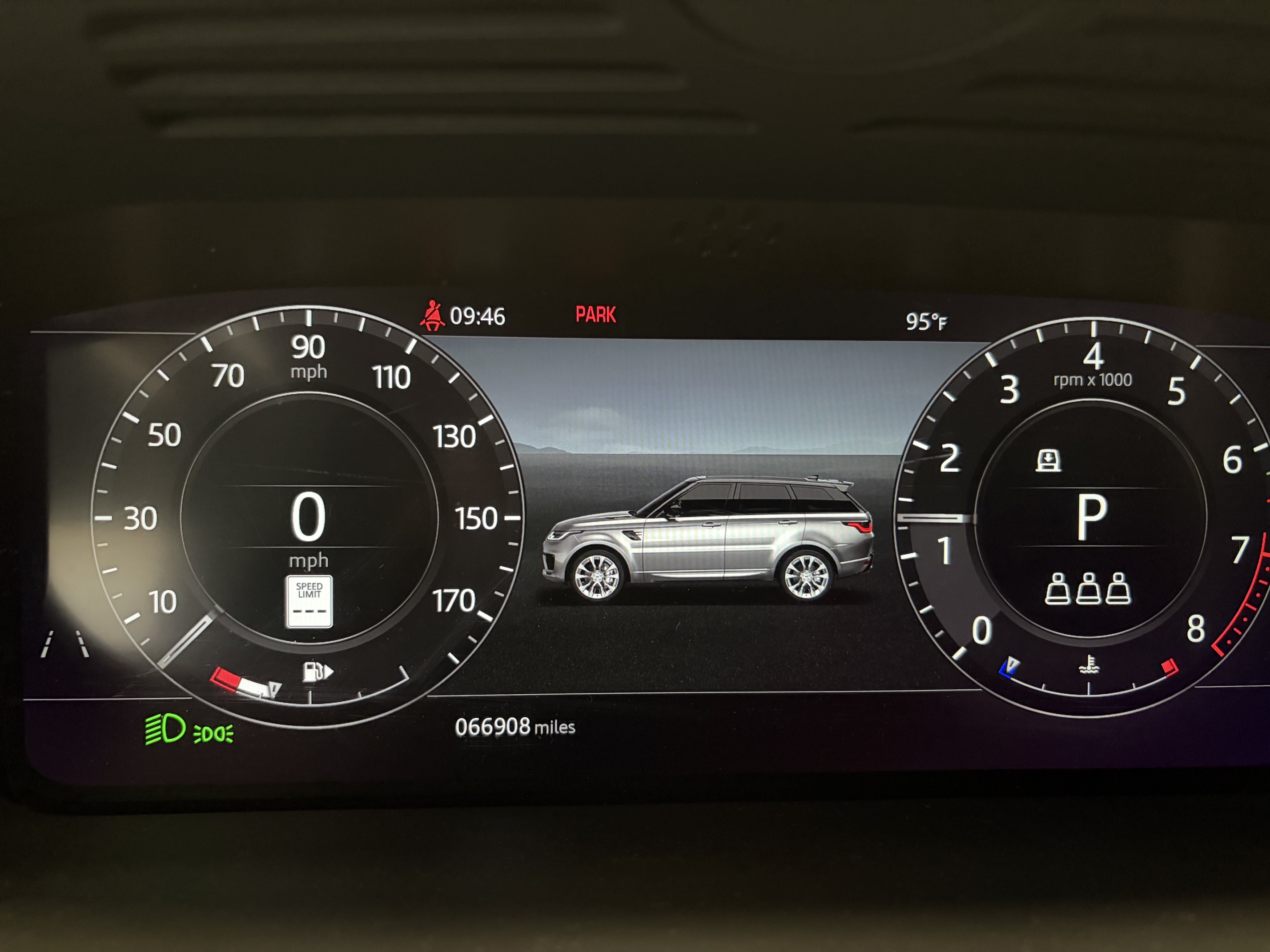 Used 2019 Land Rover Range Rover Sport Supercharged AWD/4WD image 14