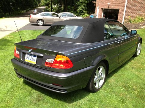 Used 2002 BMW 325Ci Convertible image 1