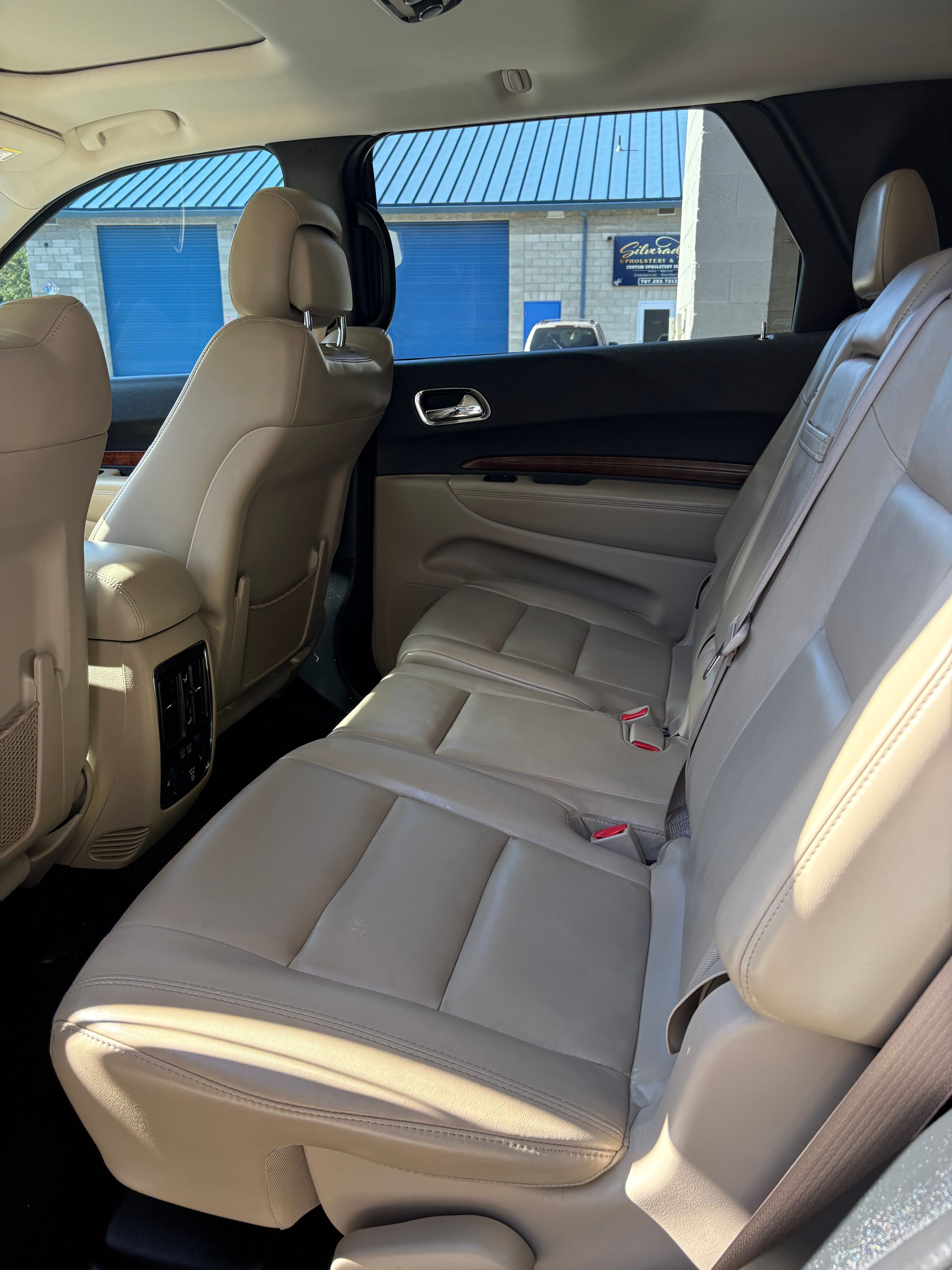 Used 2016 Dodge Durango Limited w/ Premium Group AWD/4WD image 13