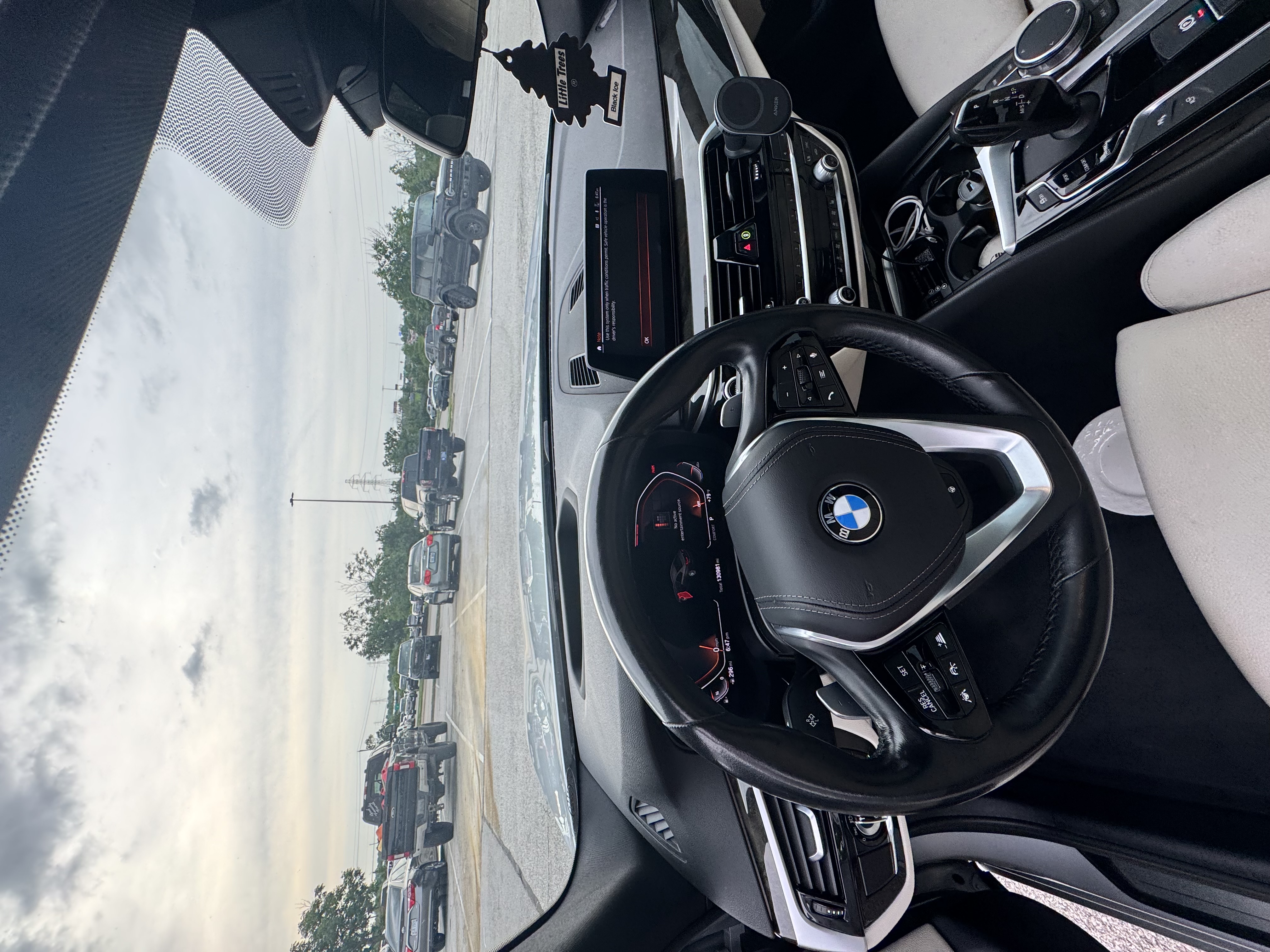 Used 2020 BMW 530i xDrive w/ Premium Package AWD/4WD image 9