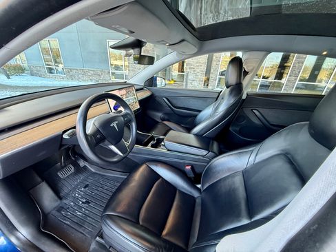 Used 2020 Tesla Model Y Performance image 12