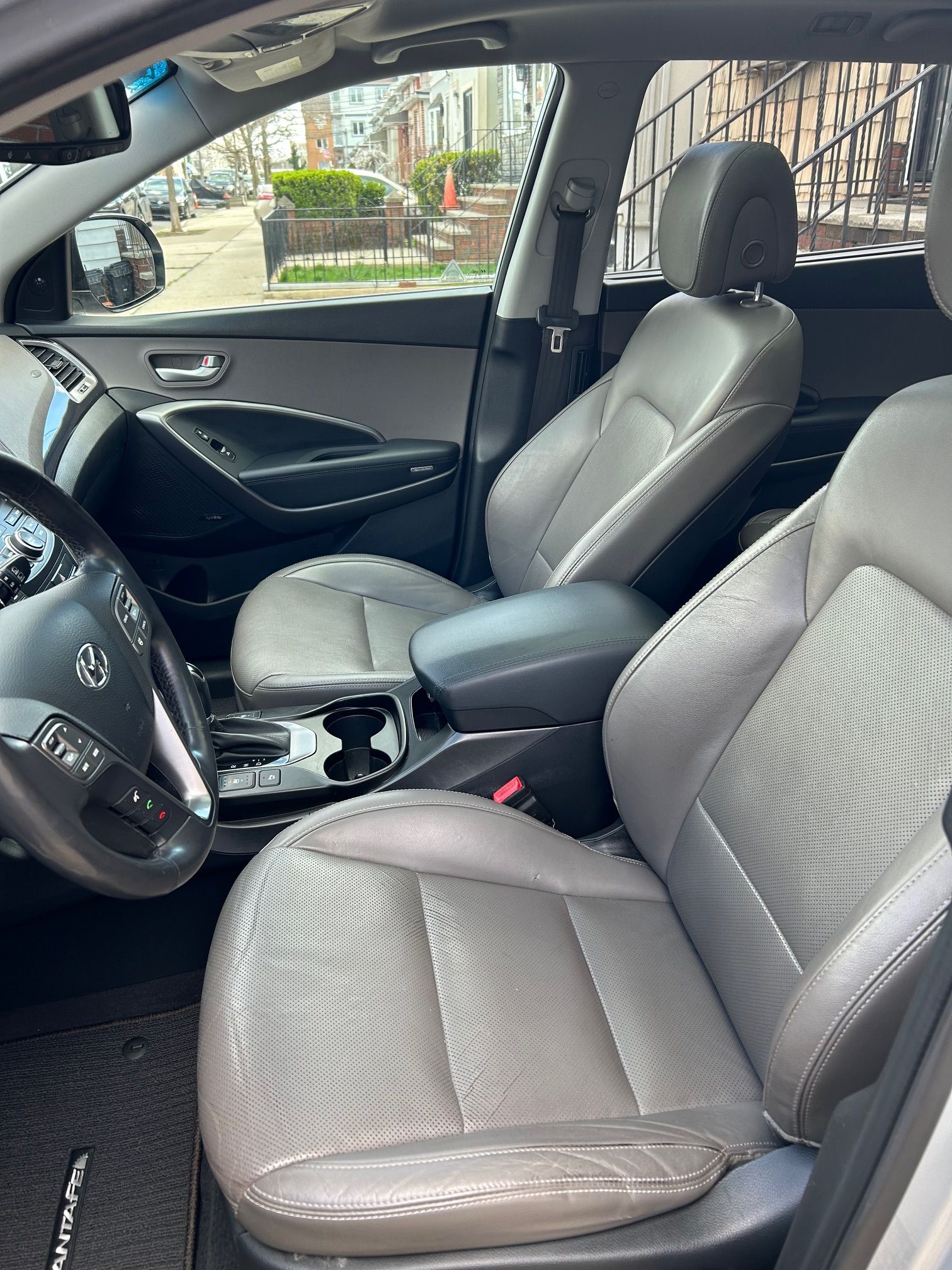 Used 2015 Hyundai Santa Fe Limited w/ Option Group 04 AWD/4WD image 20