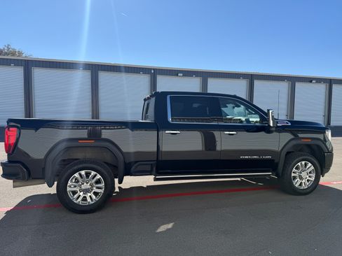 Used 2021 GMC Sierra 2500 Denali w/ Denali Ultimate Package image 6