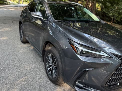 Used 2023 Lexus NX 350 AWD image 2