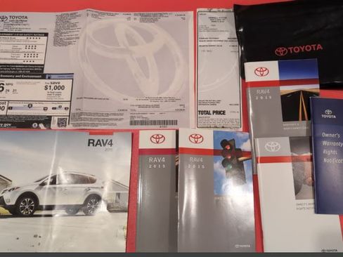 Used 2015 Toyota RAV4 LE image 16