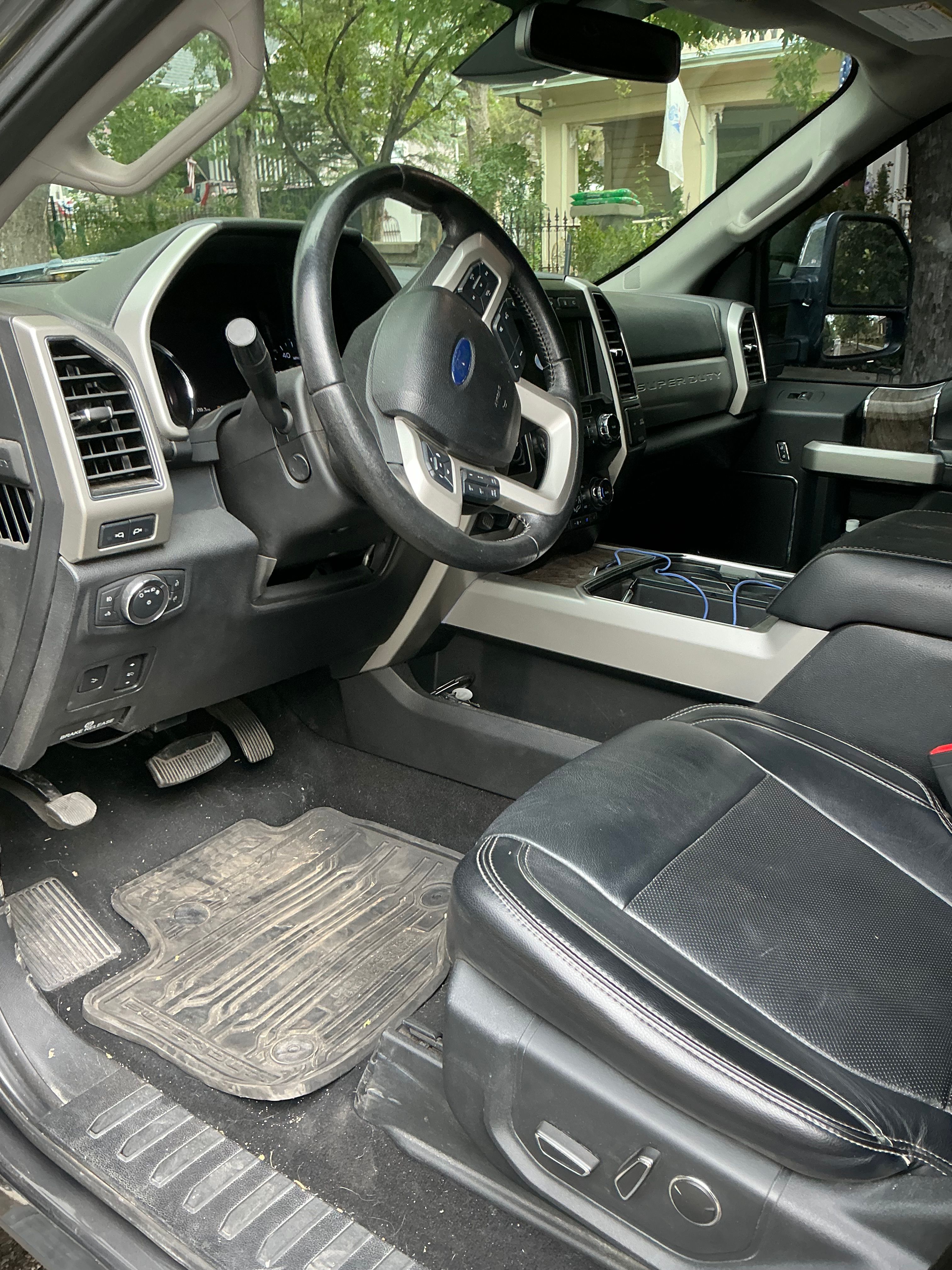 Used 2019 Ford F350 Lariat w/ Lariat Ultimate Package AWD/4WD image 12