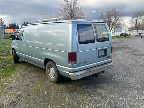 Used 1995 Ford E-150 and Econoline 150 image 8