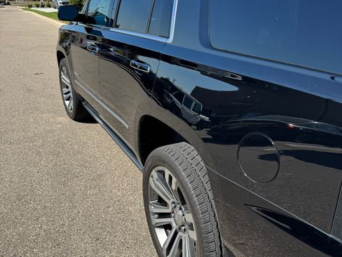 Used 2018 GMC Yukon Denali w/ Denali Ultimate Package image 4