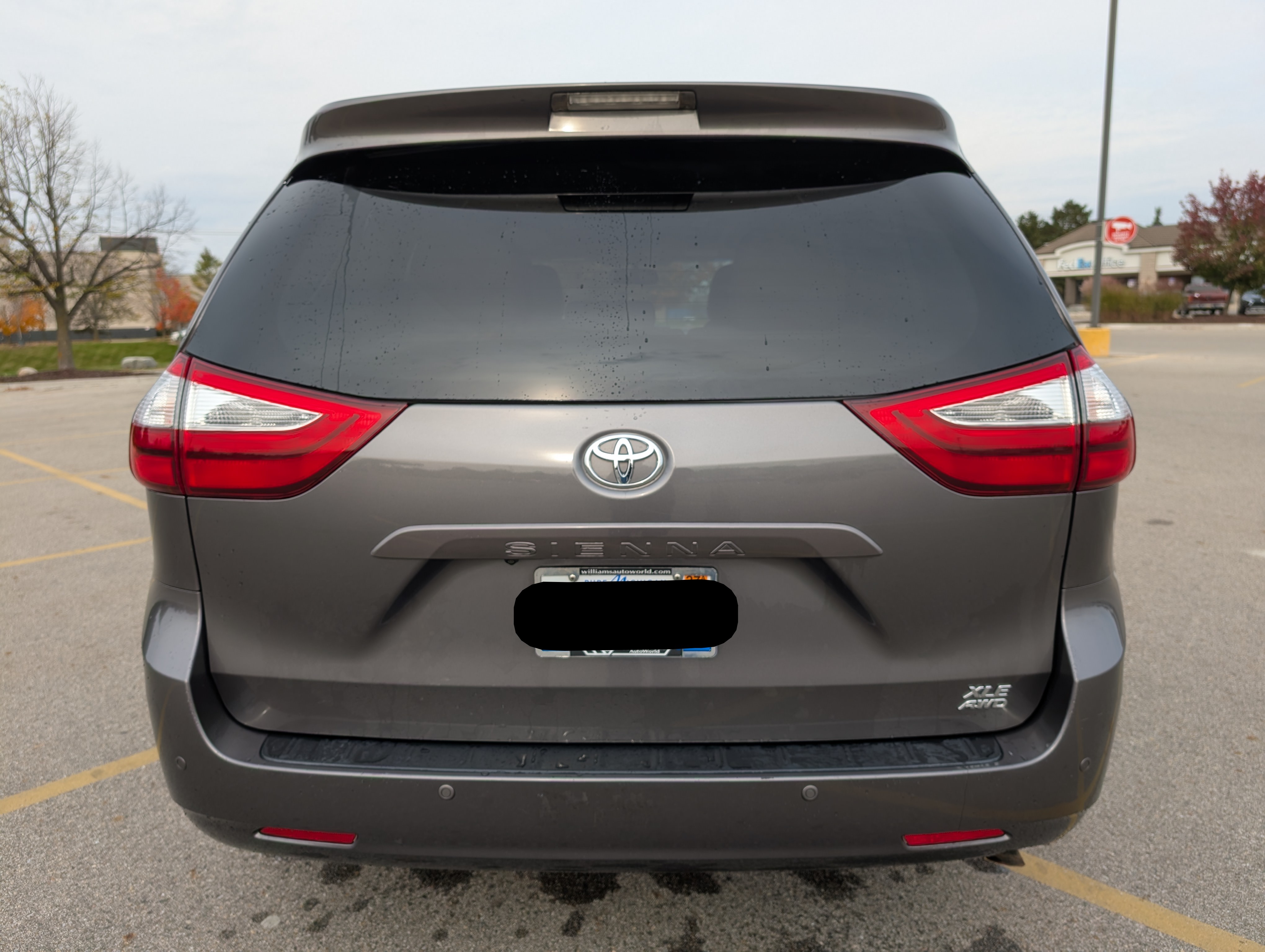 Used 2017 Toyota Sienna XLE Premium w/ Protection Package AWD/4WD image 10