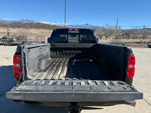 Used 2017 GMC Sierra 3500 Denali w/ Duramax Plus Package image 5