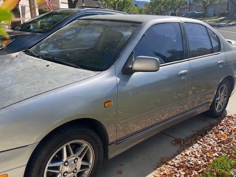 Used 1999 INFINITI G20 image 2