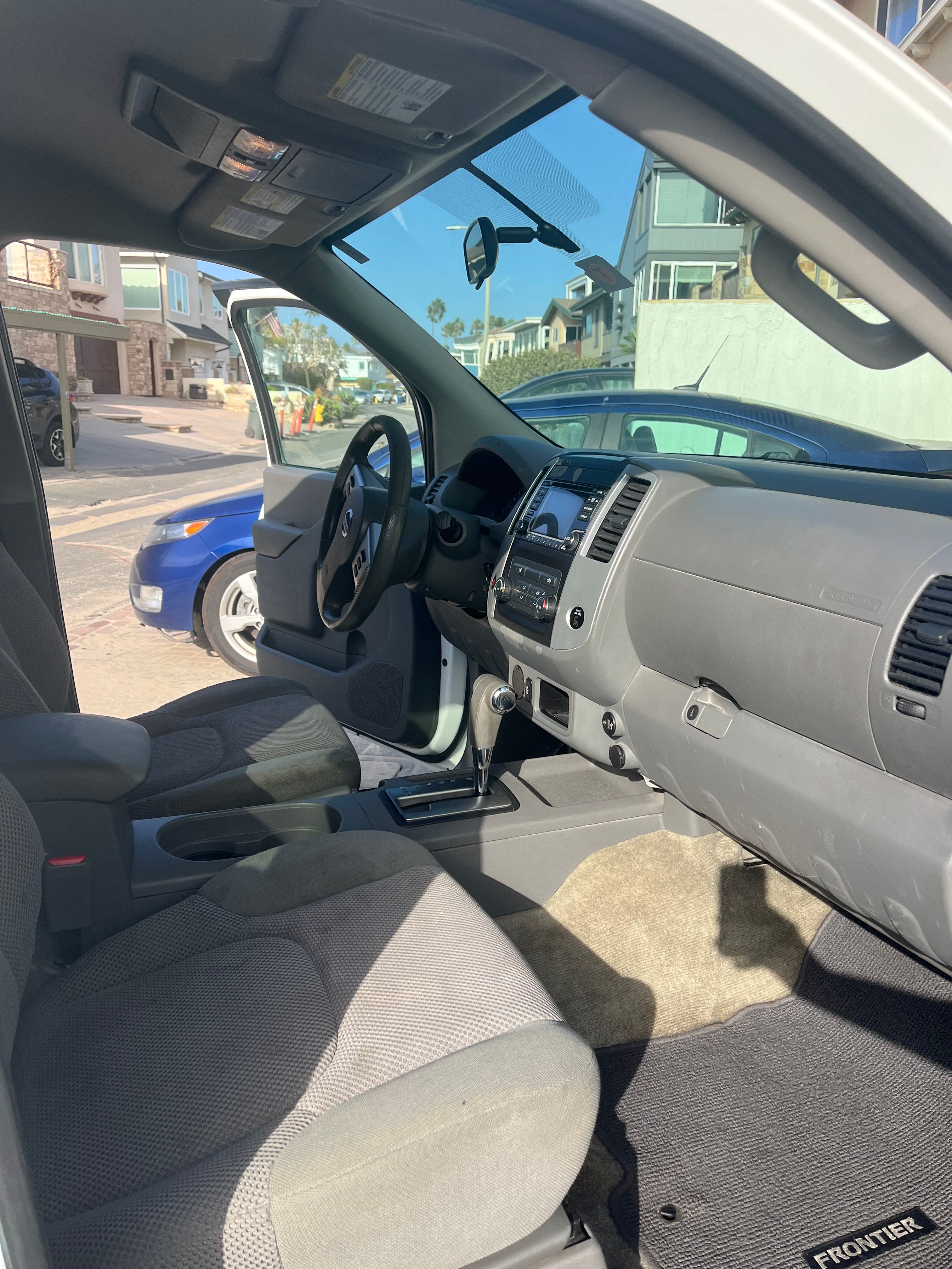 Used 2017 Nissan Frontier SV RWD image 17