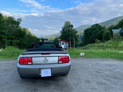 Used 2009 Ford Mustang Premium image 5