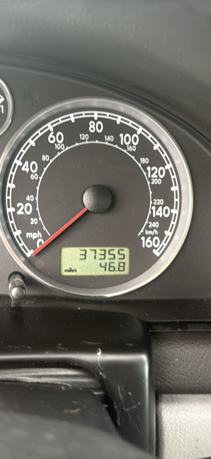 Used 2003 Volkswagen Passat GLX FWD image 2
