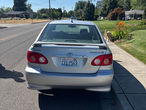 Used 2005 Toyota Corolla S w/ Extra Value Pkg 1 FWD image 6
