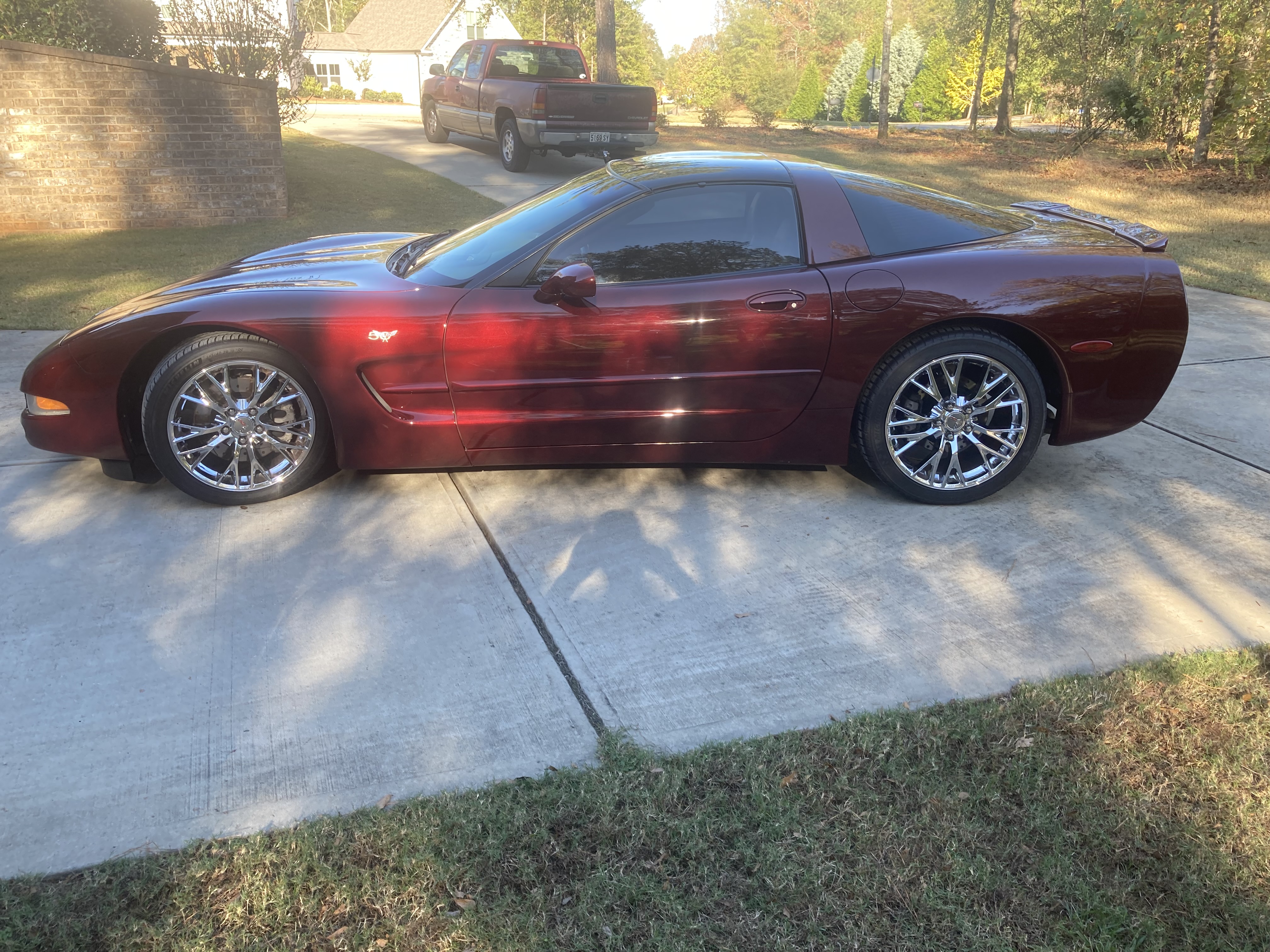 Used 2003 Chevrolet Corvette Coupe w/ Preferred Equipment Group RWD image 6