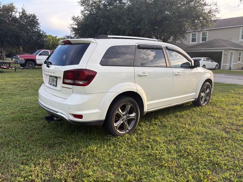 Used 2015 Dodge Journey Crossroad w/ Flexible Seating Group FWD image 4