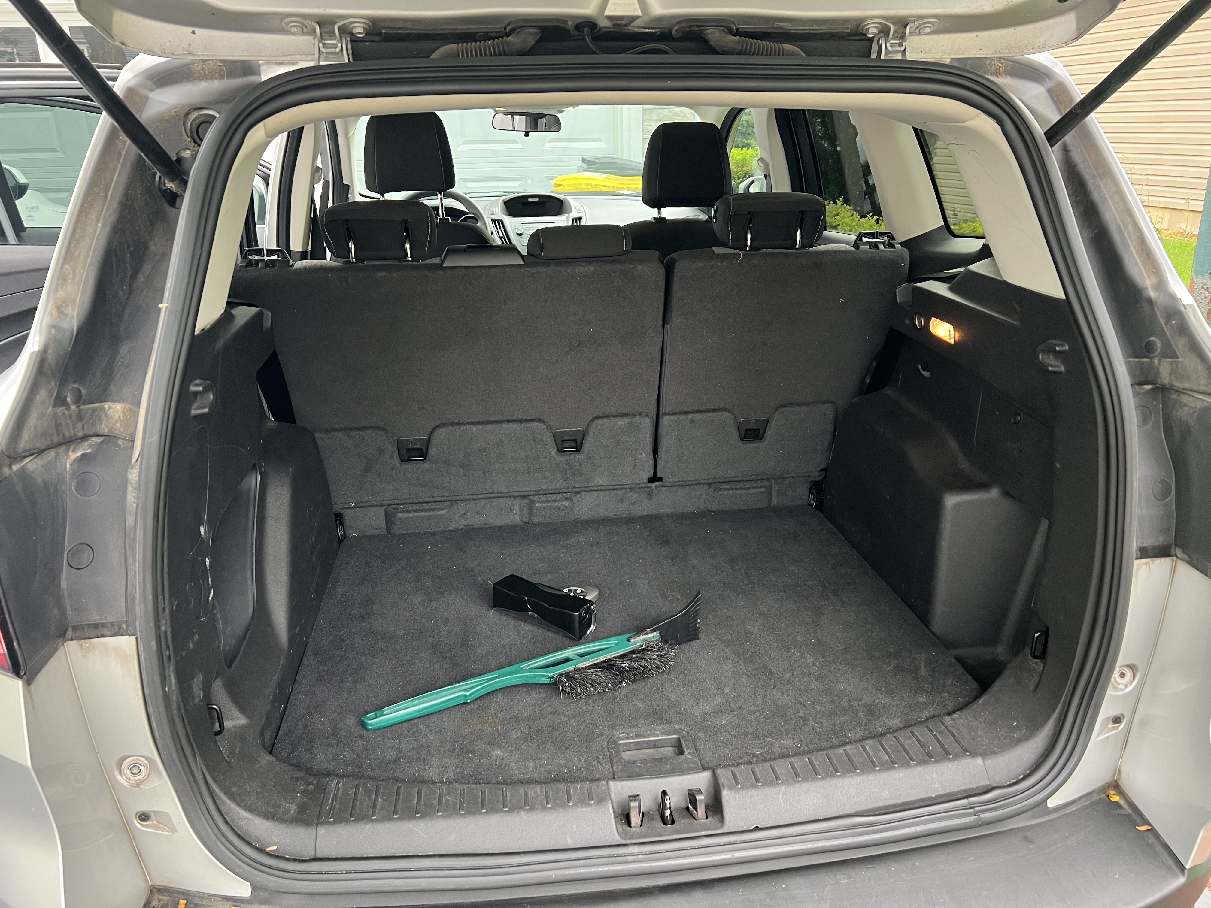 Used 2017 Ford Escape SE AWD/4WD image 6