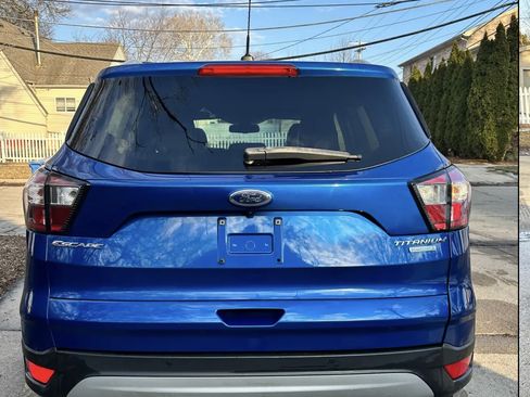 Used 2017 Ford Escape Titanium image 8