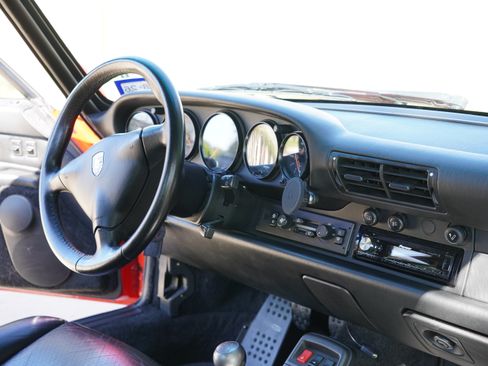 Used 1995 Porsche 911 GT3 RS image 15