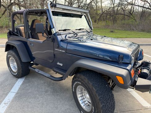 Used 2000 Jeep Wrangler SE image 10