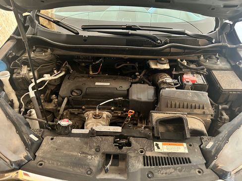 Used 2018 Honda CR-V LX image 6