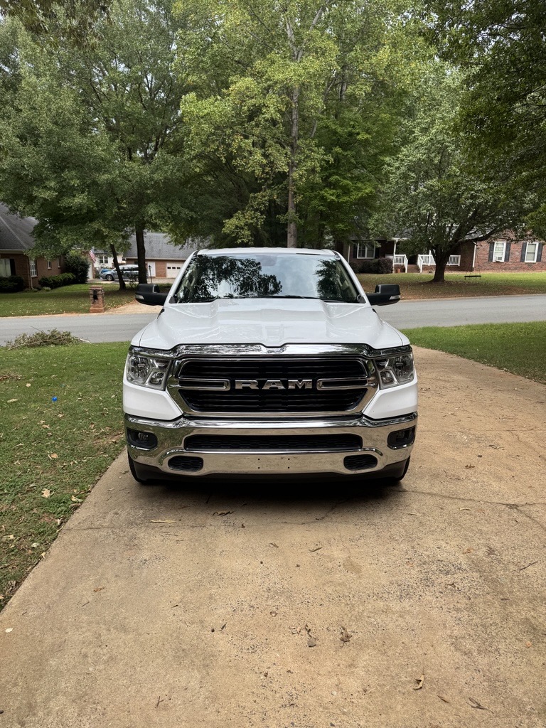Used 2020 RAM 1500 Big Horn AWD/4WD image 2