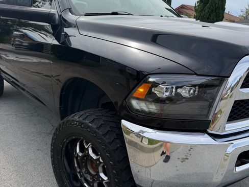 Used 2016 RAM 2500 Tradesman w/ Chrome Appearance Group AWD/4WD image 10