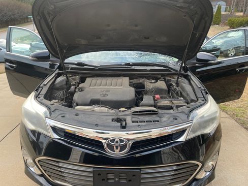 Used 2013 Toyota Avalon XLE Touring image 15