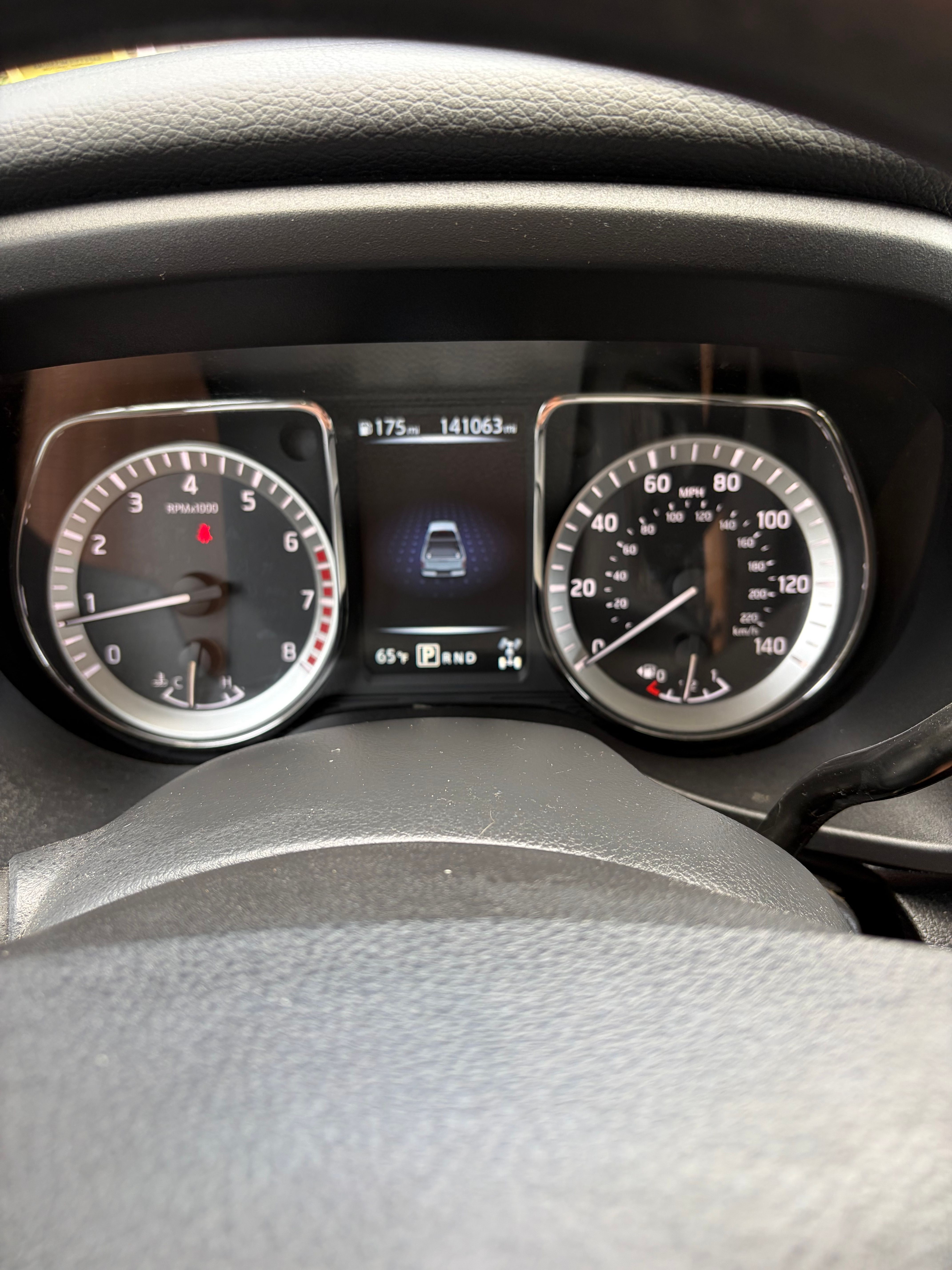 Used 2017 Nissan Titan SV AWD/4WD image 25