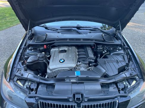 Used 2006 BMW 330i Sedan image 30