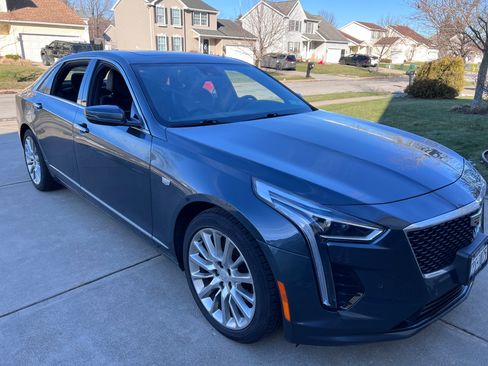 Used 2019 Cadillac CT6 Luxury w/ Driver Awareness Package image 12