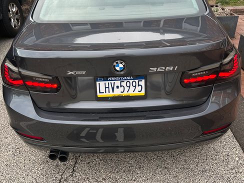 Used 2015 BMW 328i xDrive 328i xDrive Sedan 4D image 22