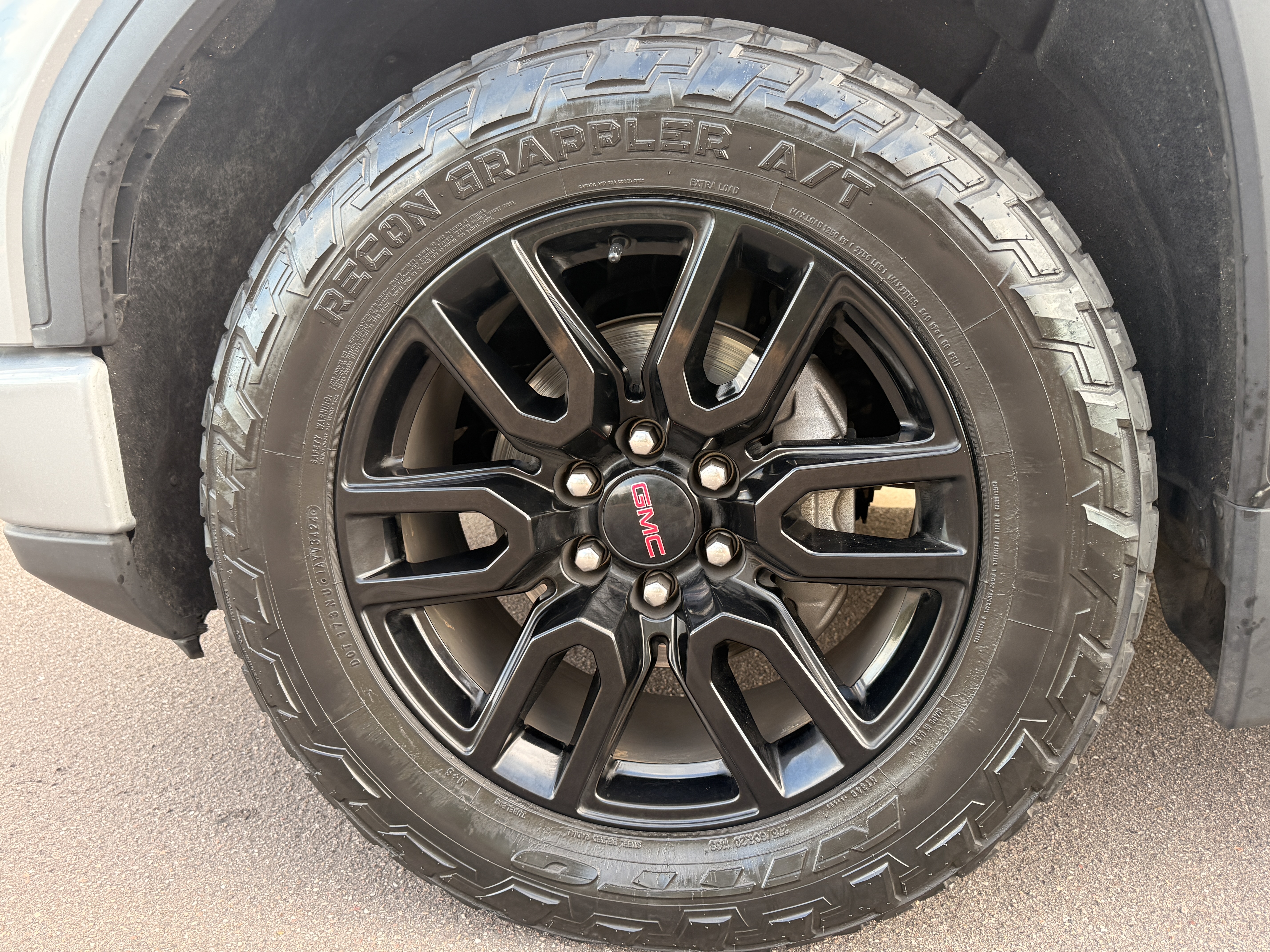 Used 2023 GMC Sierra 1500 Elevation RWD image 15