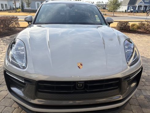 Used 2025 Porsche Macan Turbo image 6