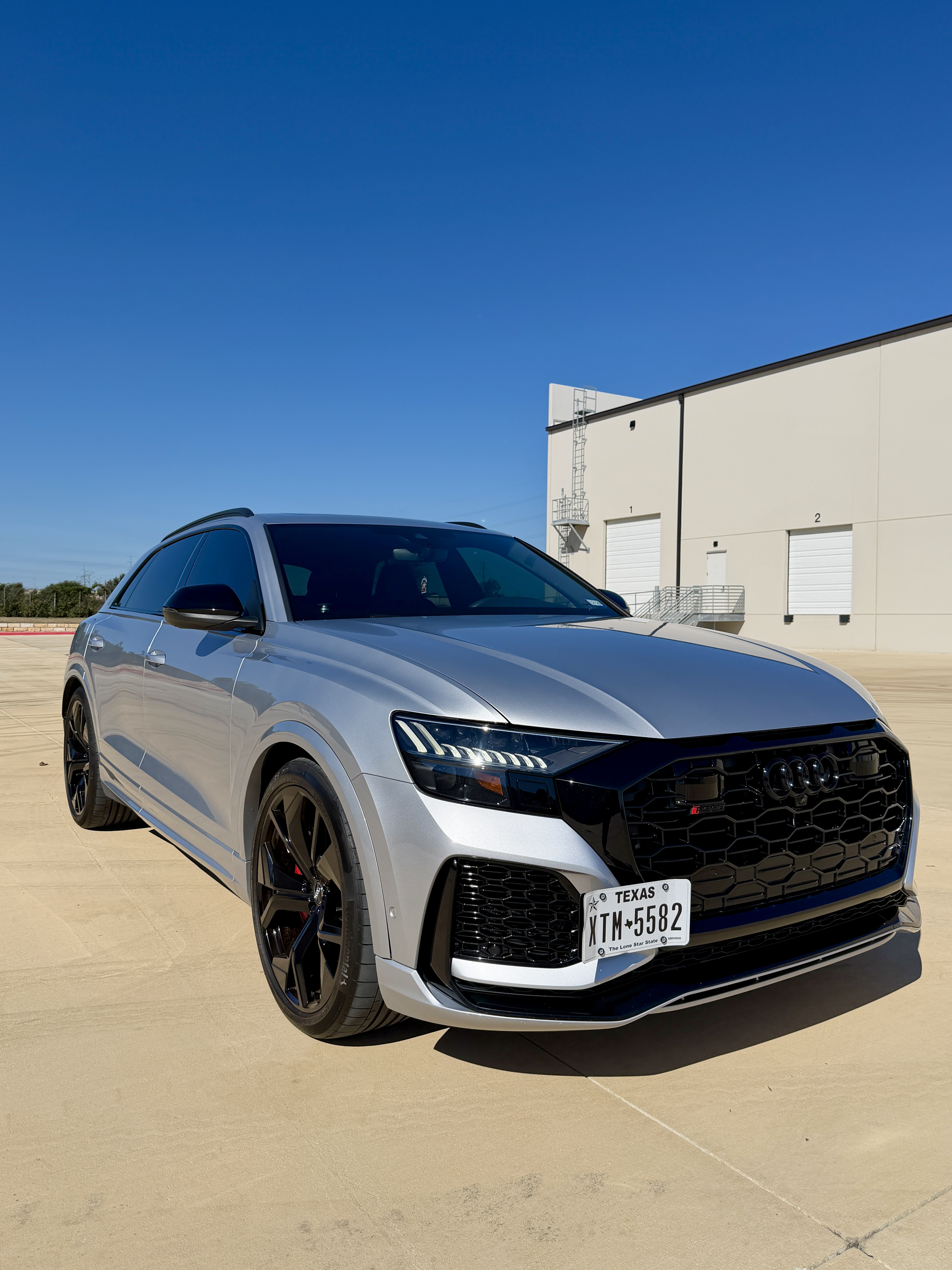 Used 2021 Audi RS Q8 w/ Black Optic Package AWD/4WD image 9