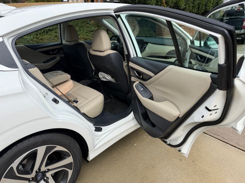 Used 2020 Subaru Legacy Limited image 6