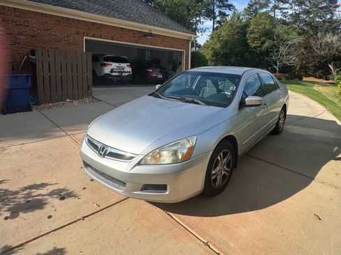 Used 2007 Honda Accord SE image 4