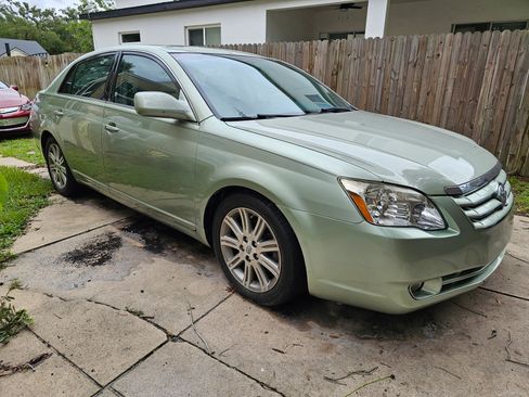 Used 2007 Toyota Avalon Limited FWD image 4