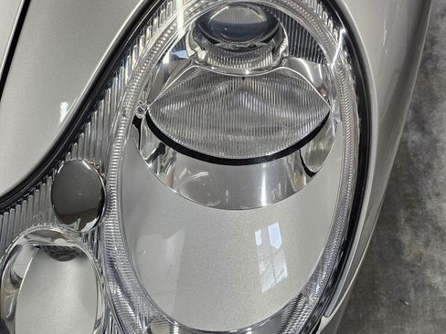 Used 2002 Porsche 911 Cabriolet image 10